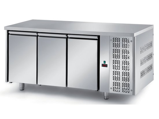 refrigerated ventilated tables with motor, 3 doors mod. fgm1