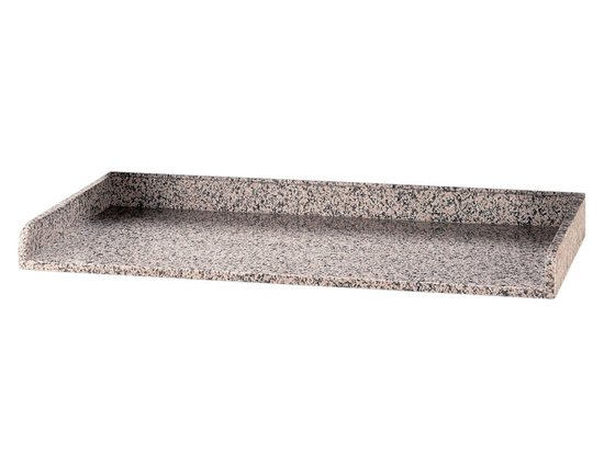 piano in granito sardo h 30 mm con alzatina su 3 lati