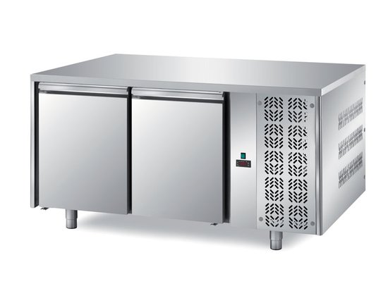 refrigerated ventilated tables with motor, 2 doors