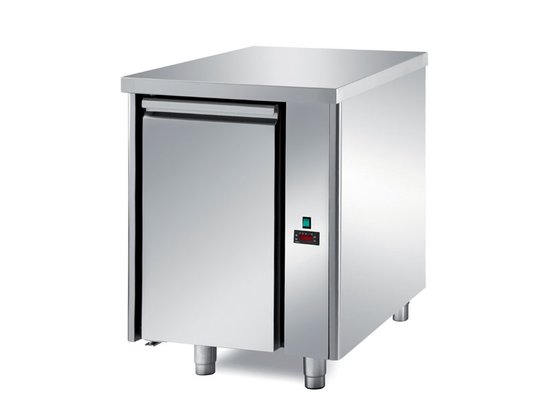 refrigerated ventilated tables with remote motor, 1 door